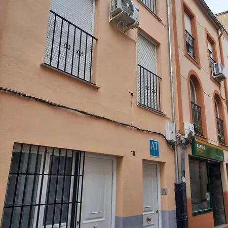 Clavero 10 Apartment Plasencia